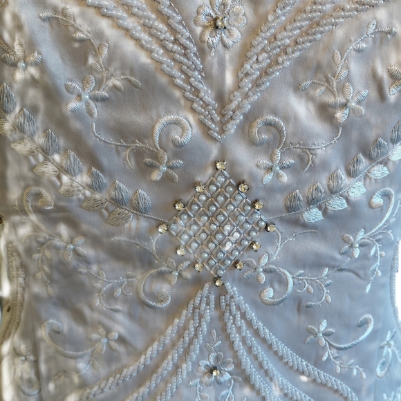 Nina Nischelle Silver Tiered Satin Evening Dress Sleeveless Rhinestone Dress 12 - Picture 3 of 10